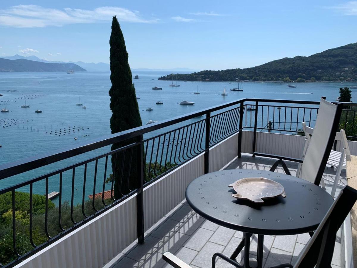 La Terrazza Sul Golfo Apartment Porto Venere Luaran gambar